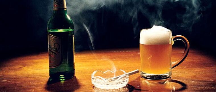 Алкохолната зависимост и тютюнопушенето могат да провокират развитието на псориазис по лицето